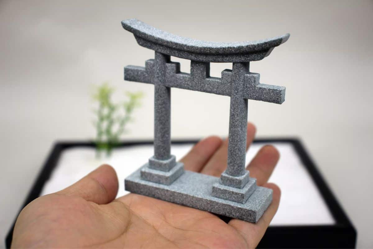 Japanese style model archway in hand